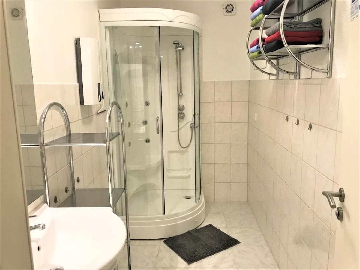 Ferienwohnung Bis 8 Personen Rottenbach  Bilik gambar